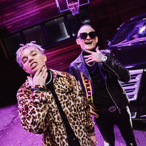 美丽儿媳双飞小说
